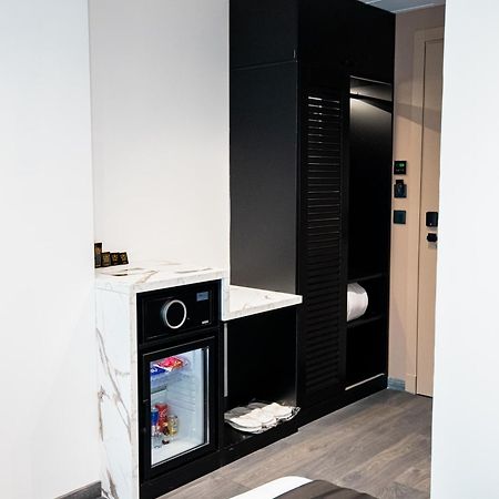Destiny Hotel & Spa Yzberishti Exteriör bild